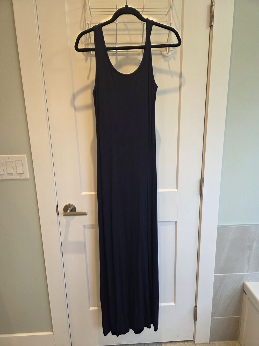 White + Warren Navy Sleeveless Maxi Dress with Scoop Neck